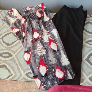 Shosho leggings size small. Two pair.